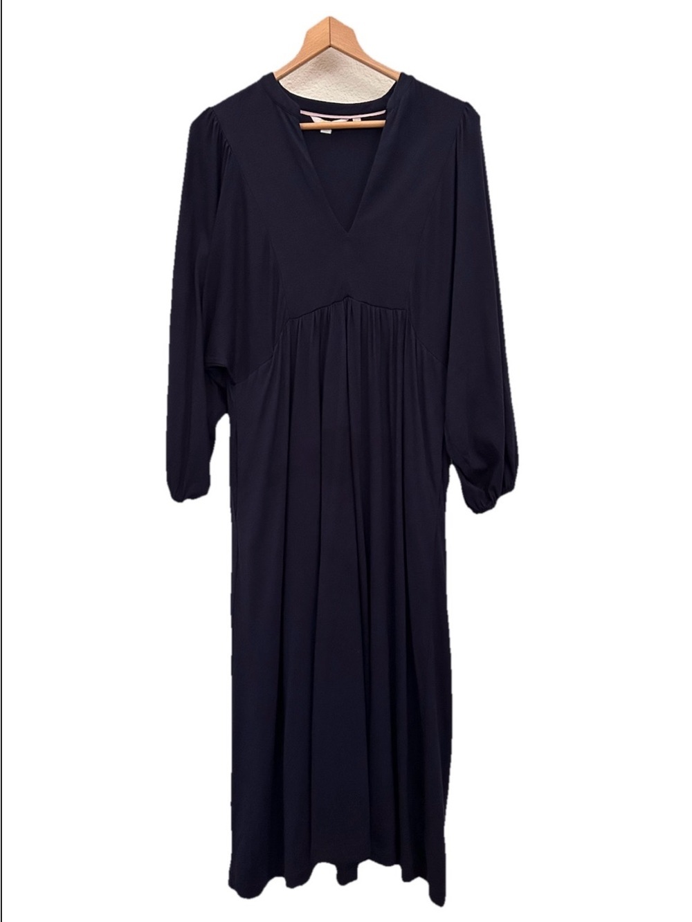 Boden Naomi Navy
Blue Long Sleeve Jersey Empire Waist V-Neck
Maxi Dress Size 10R